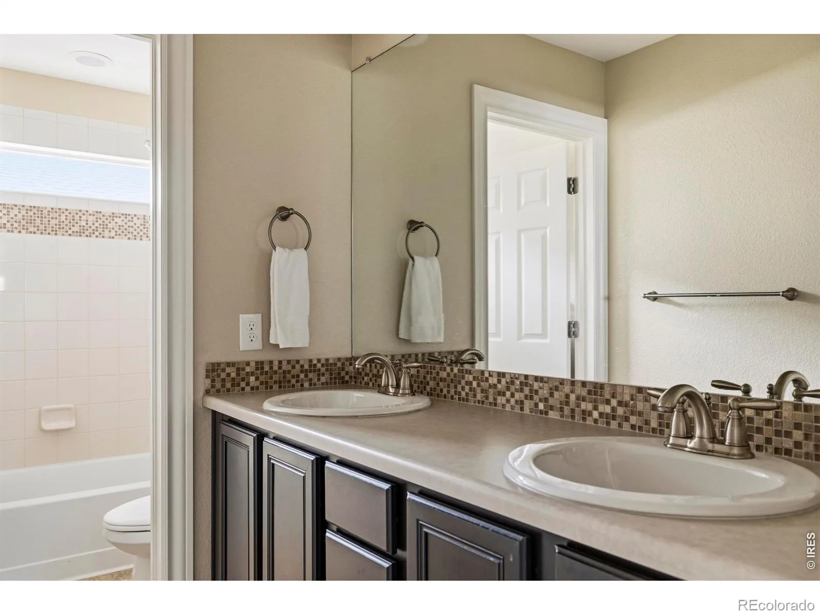 14236 W 90th Place Arvada CO 80005 | MLS #IR1070744 10202026034436 1600 21