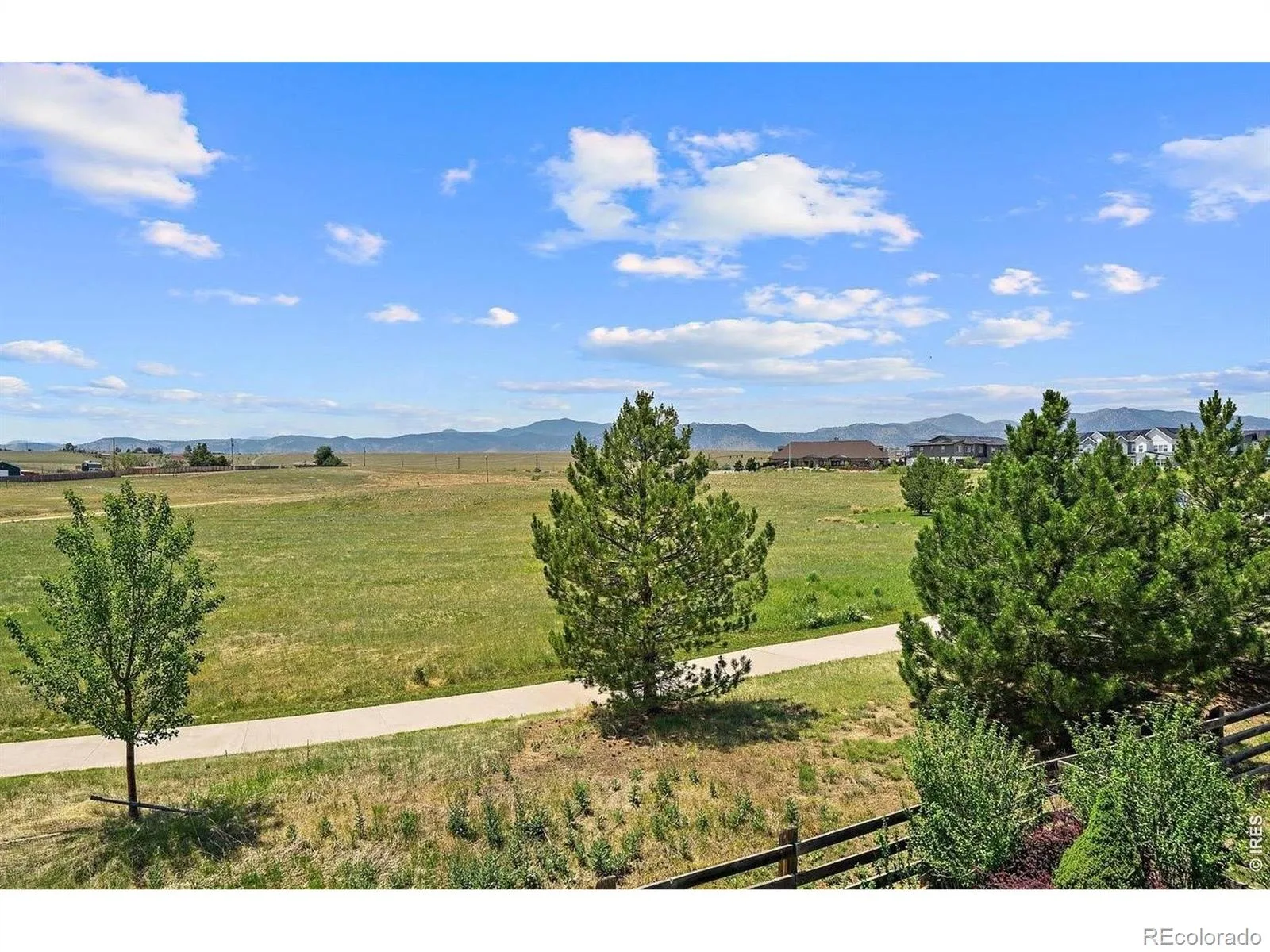 14236 W 90th Place Arvada CO 80005 | MLS #IR1070744 10202026034436 1600 28