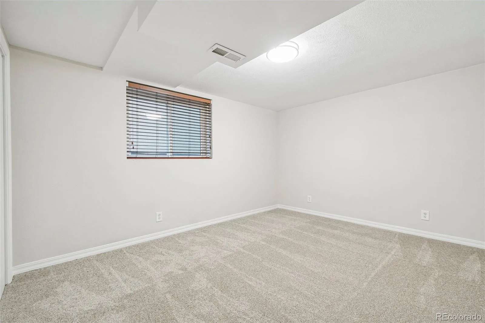 17163 E Brown Circle Aurora CO 80013 | MLS #REC1502209 07312026164249 1600 37