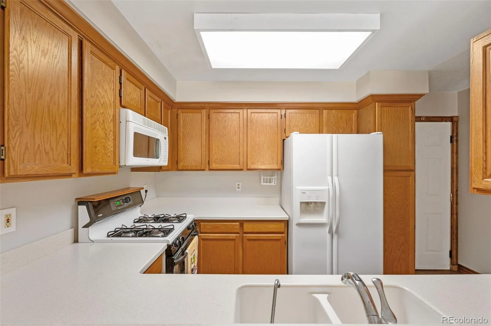903 S Fairplay Street Aurora CO 80012 MLS #REC1502722 07152026171605 1600 10