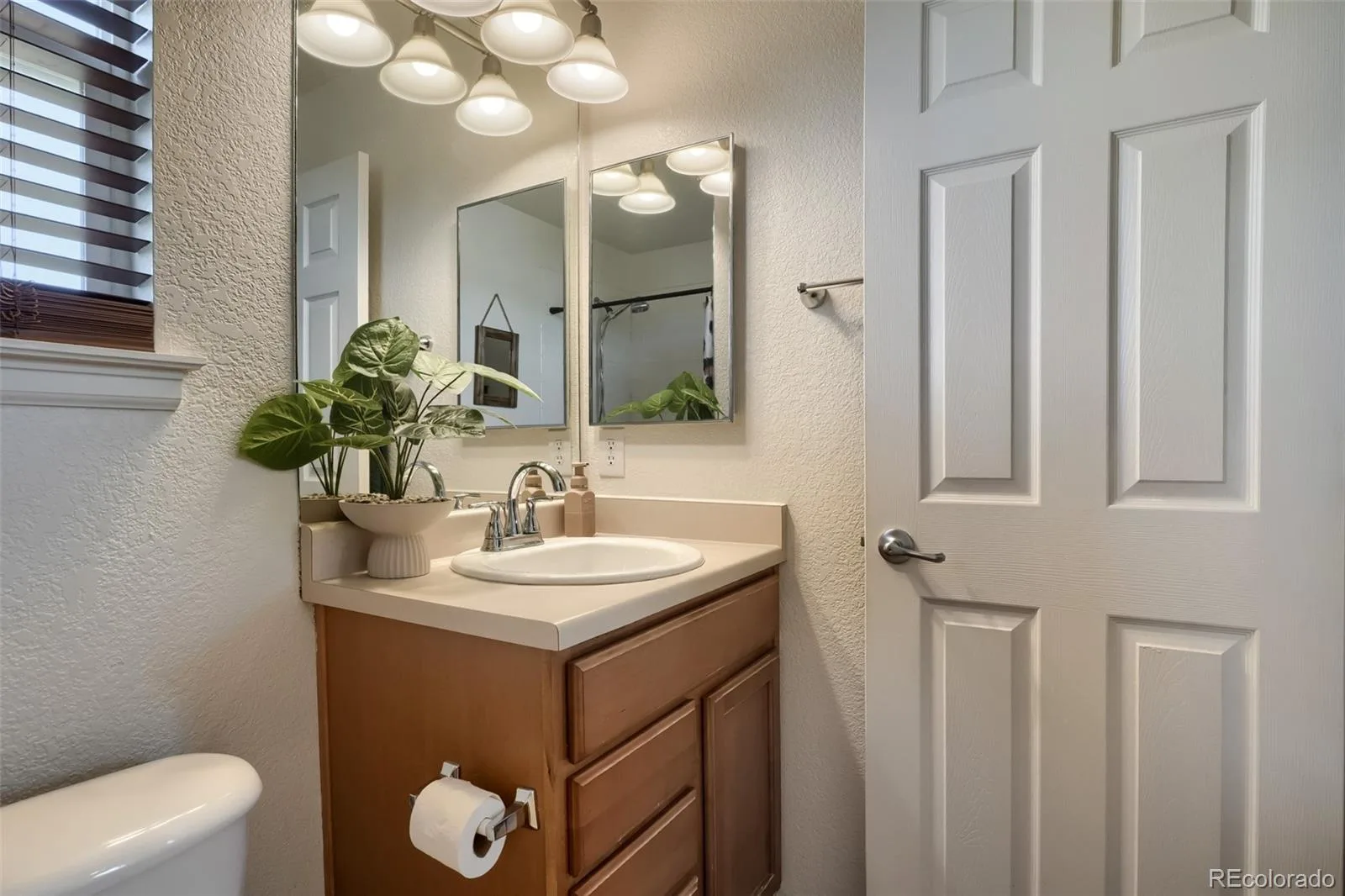897 Willow Drive Brighton CO 80603 | MLS #REC1505132 07062026201536 1600 11