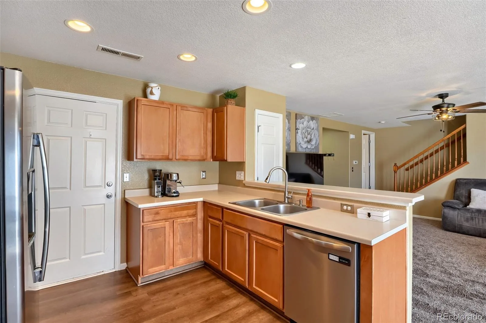 897 Willow Drive Brighton CO 80603 | MLS #REC1505132 07062026201536 1600 8