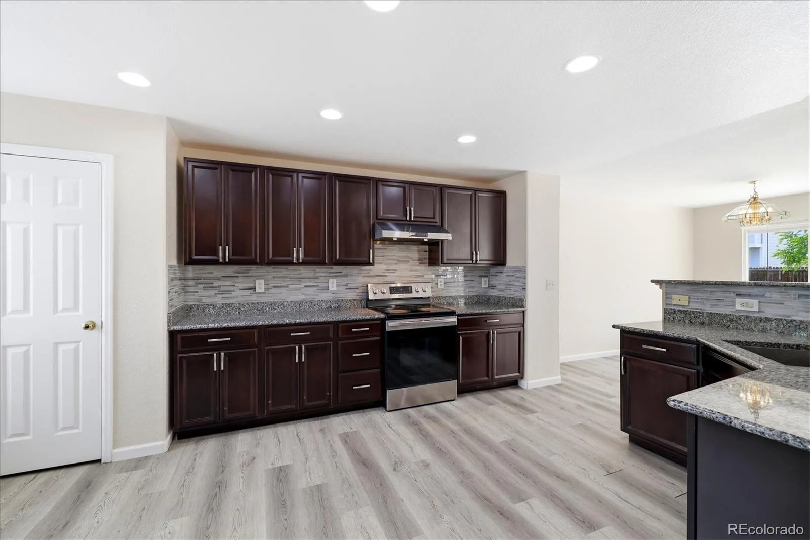 9261 Jackson Street Thornton CO 80229 | MLS #REC1505828 07092026154739 1600 3