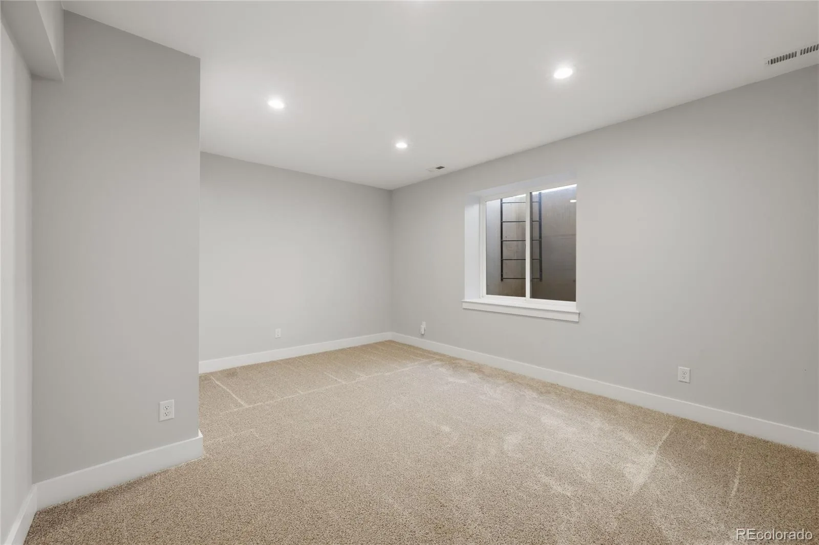 10474 Panorama Circle Longmont CO 80504 | MLS #REC1506445 07282026185405 1600 32