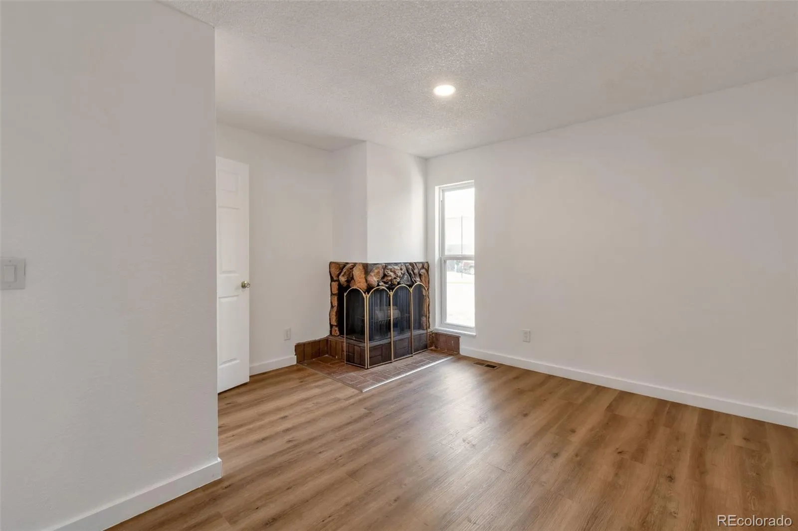 9901 E Evans Avenue #17A Aurora CO 80247 MLS #REC1507527 05032026000519 1600 7