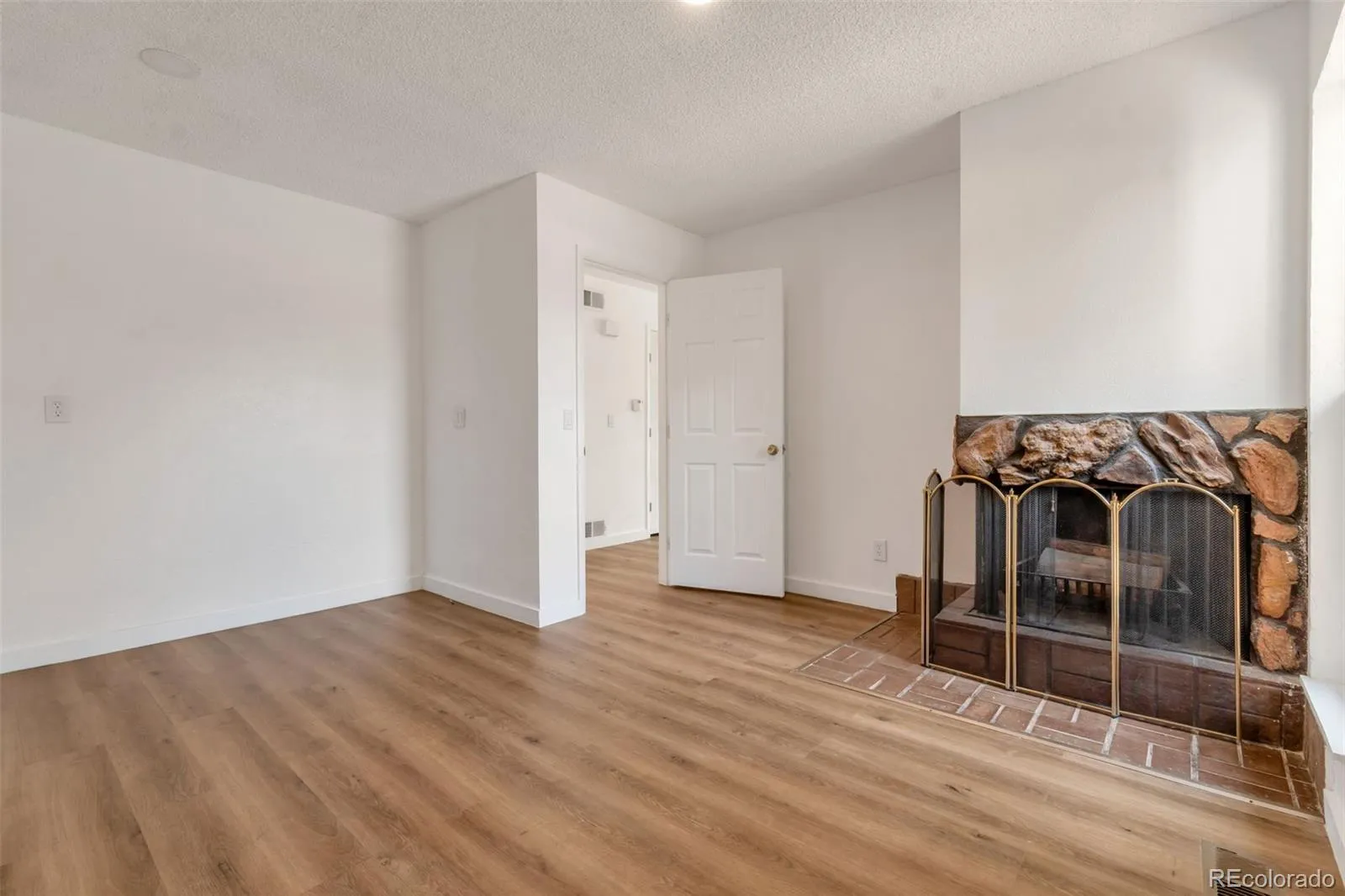 9901 E Evans Avenue #17A Aurora CO 80247 MLS #REC1507527 05032026000519 1600 8