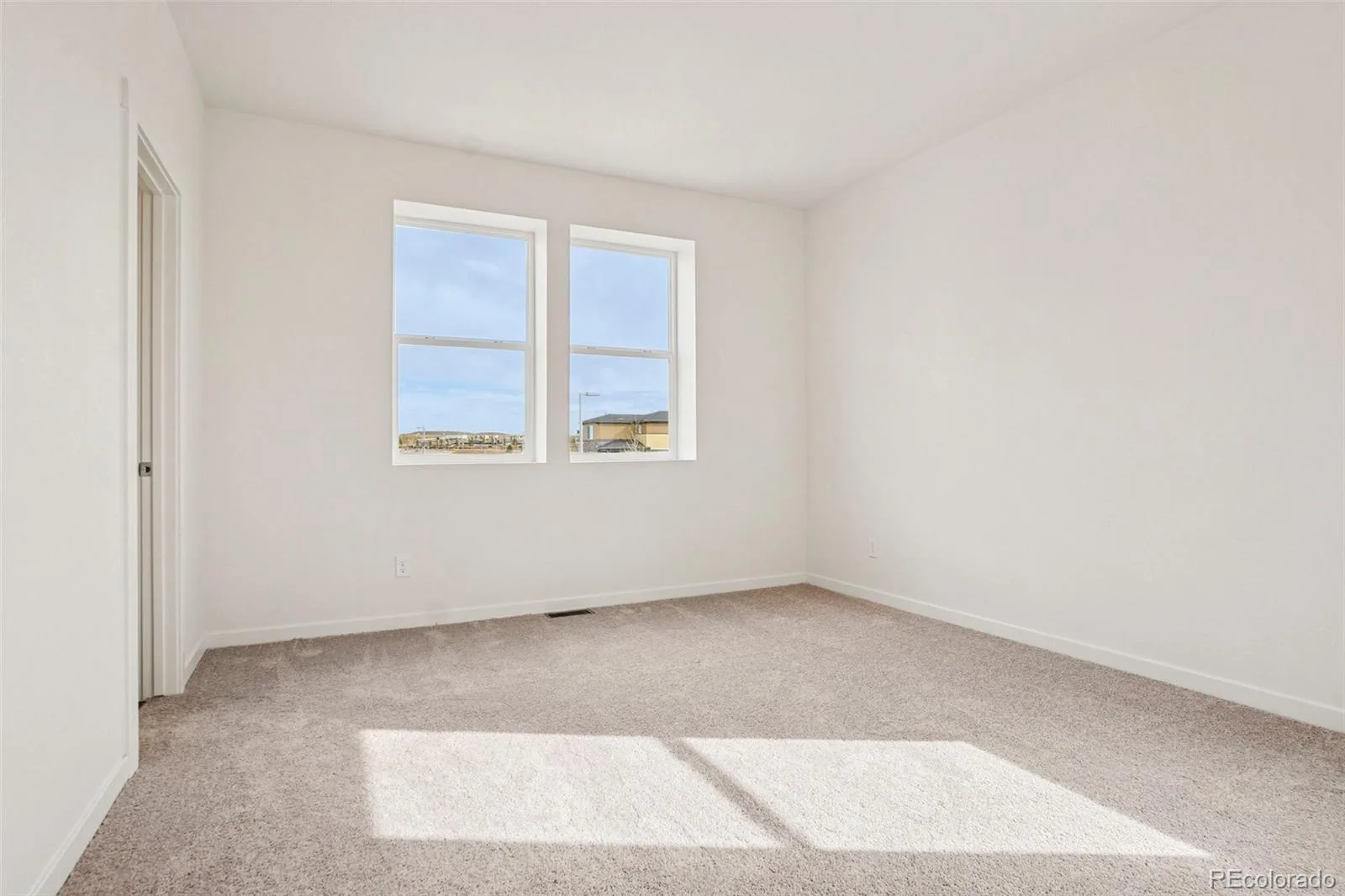 24141 E 54th Place Aurora CO 80019 | MLS #REC1507598 07302026225046 1600 17