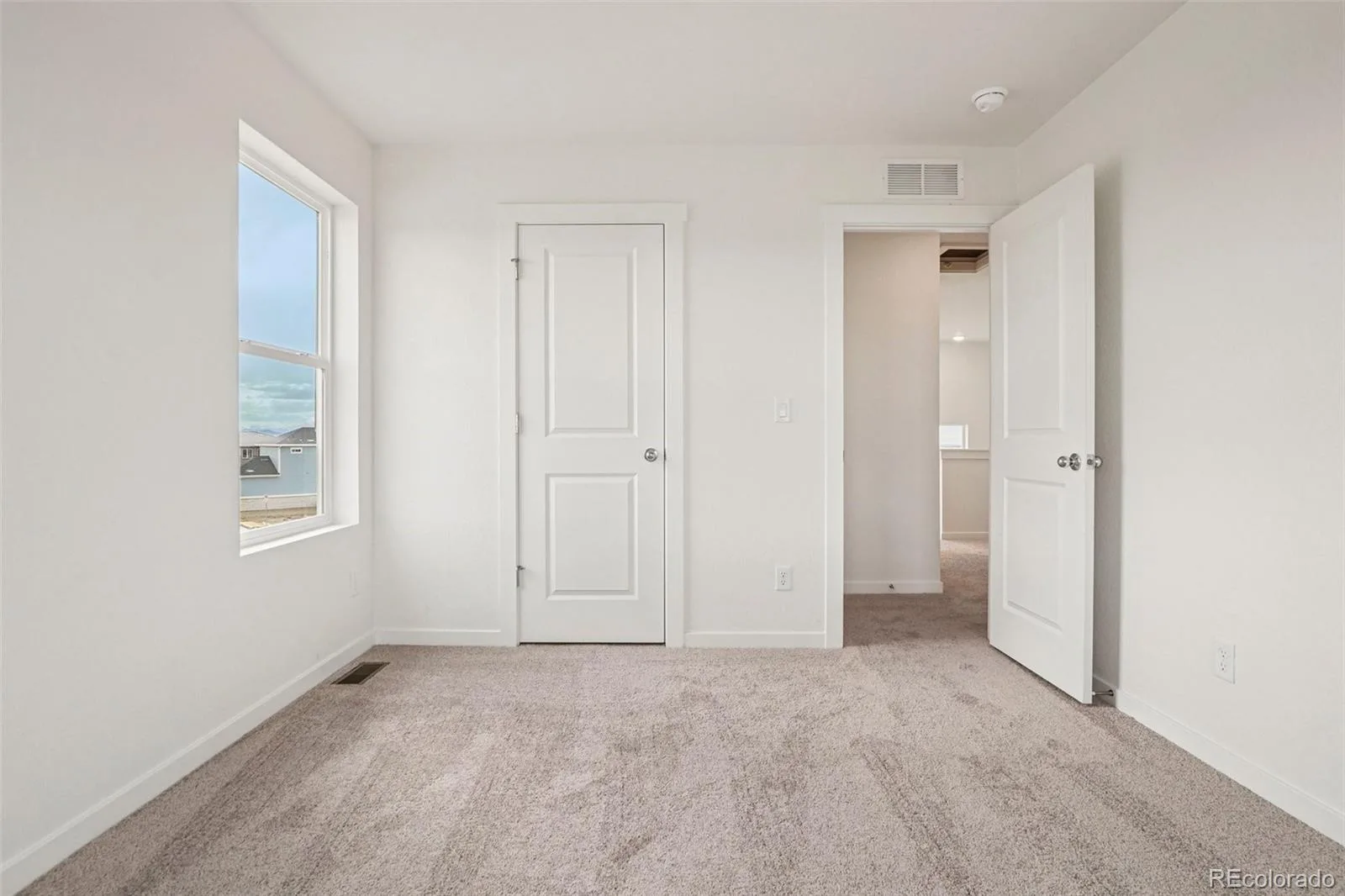 24141 E 54th Place Aurora CO 80019 | MLS #REC1507598 07302026225046 1600 30