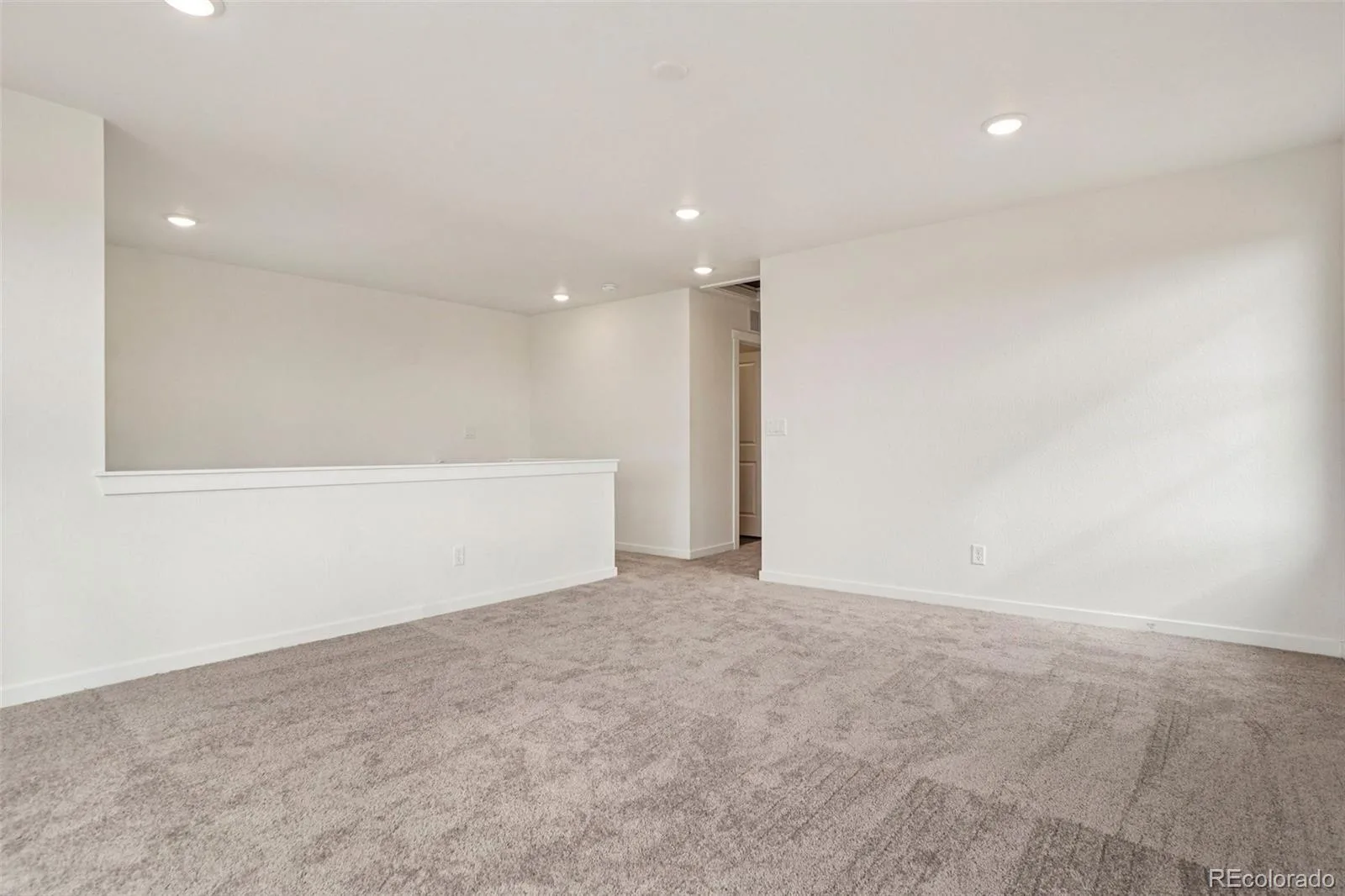 24141 E 54th Place Aurora CO 80019 | MLS #REC1507598 07302026225046 1600 34