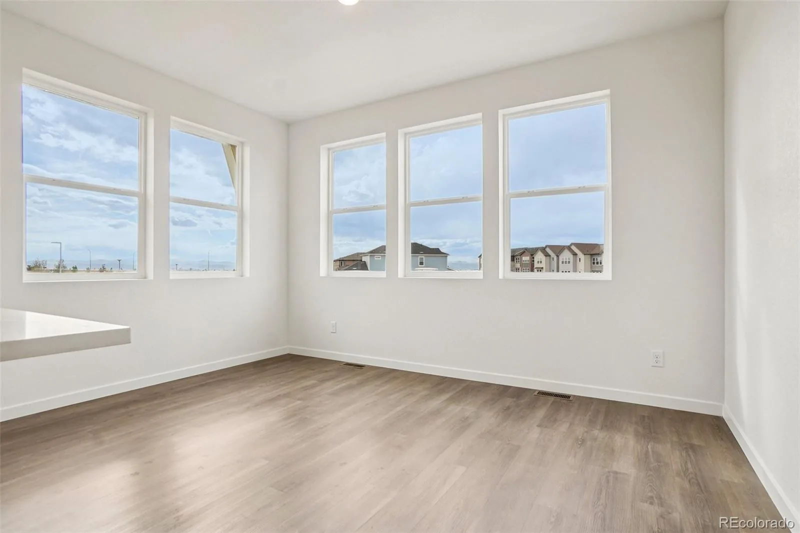 24141 E 54th Place Aurora CO 80019 | MLS #REC1507598 07302026225046 1600 4