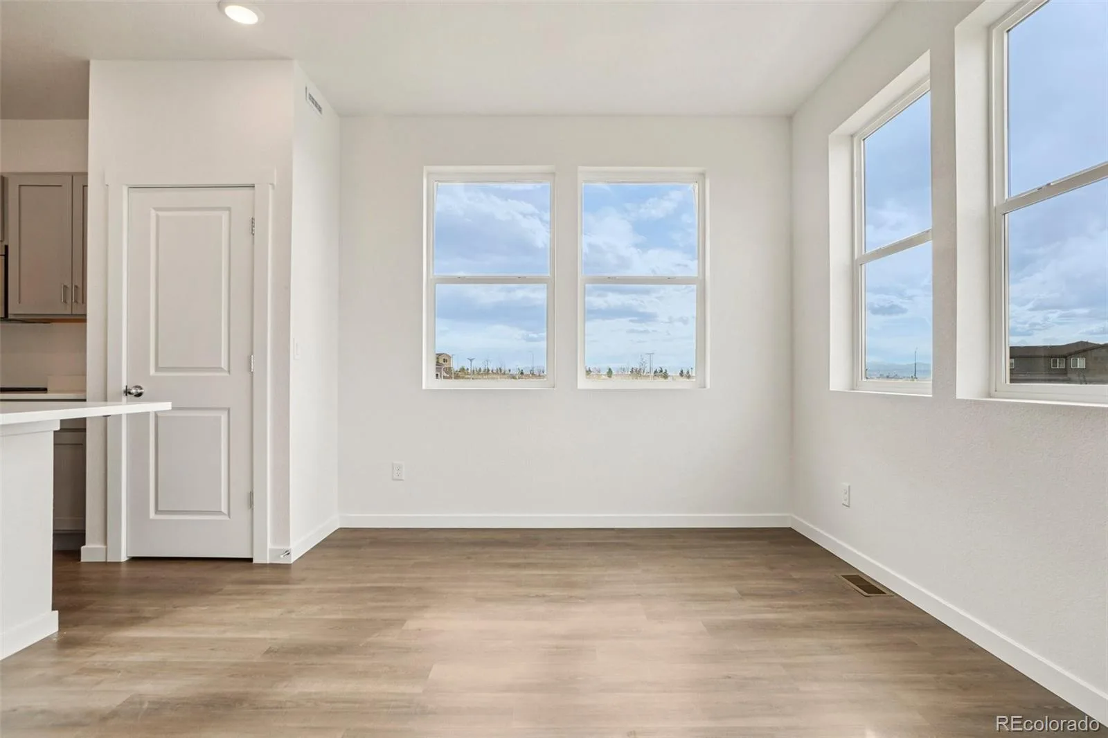 24141 E 54th Place Aurora CO 80019 | MLS #REC1507598 07302026225046 1600 5