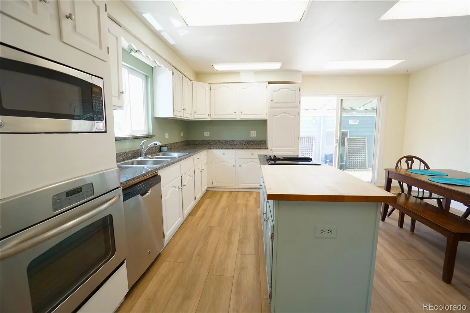 4651 S Washington Street Englewood CO 80113 MLS #REC1508638 06022026112240 1600 11