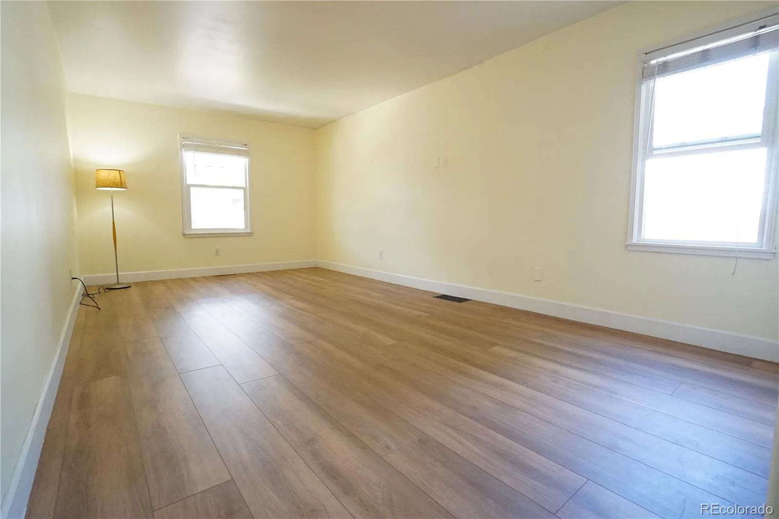 4651 S Washington Street Englewood CO 80113 MLS #REC1508638 06022026112240 1600 14