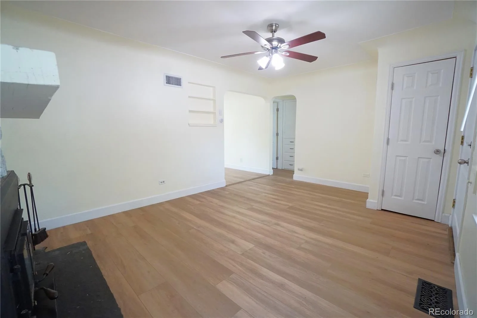 4651 S Washington Street Englewood CO 80113 MLS #REC1508638 06022026112240 1600 6