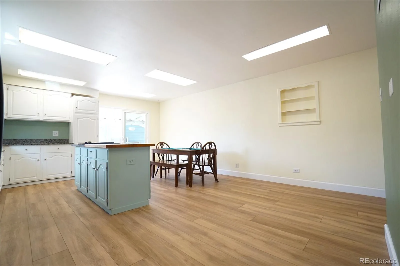 4651 S Washington Street Englewood CO 80113 MLS #REC1508638 06022026112240 1600 8