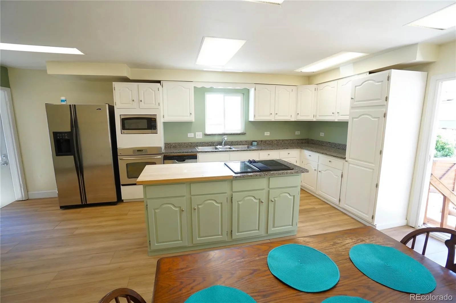 4651 S Washington Street Englewood CO 80113 MLS #REC1508638 06022026112240 1600 9