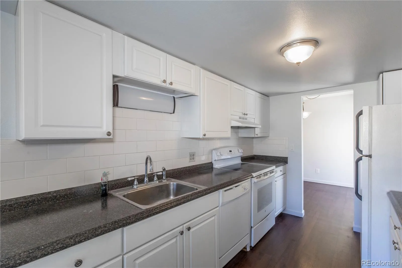 5882 E Ithaca Place #204 Denver CO 80237 MLS #REC1510246 07082026222101 1600 14