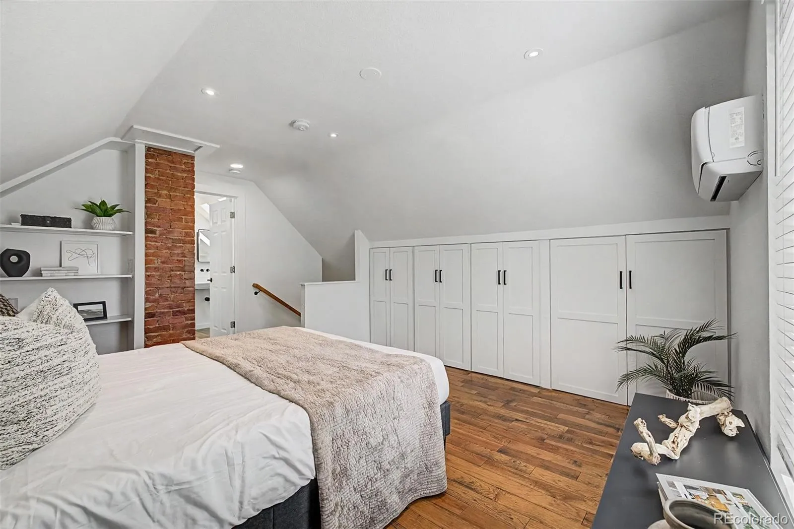 2600 N Vine Street Denver CO 80205 MLS #REC1512297 04252026175300 1600 15