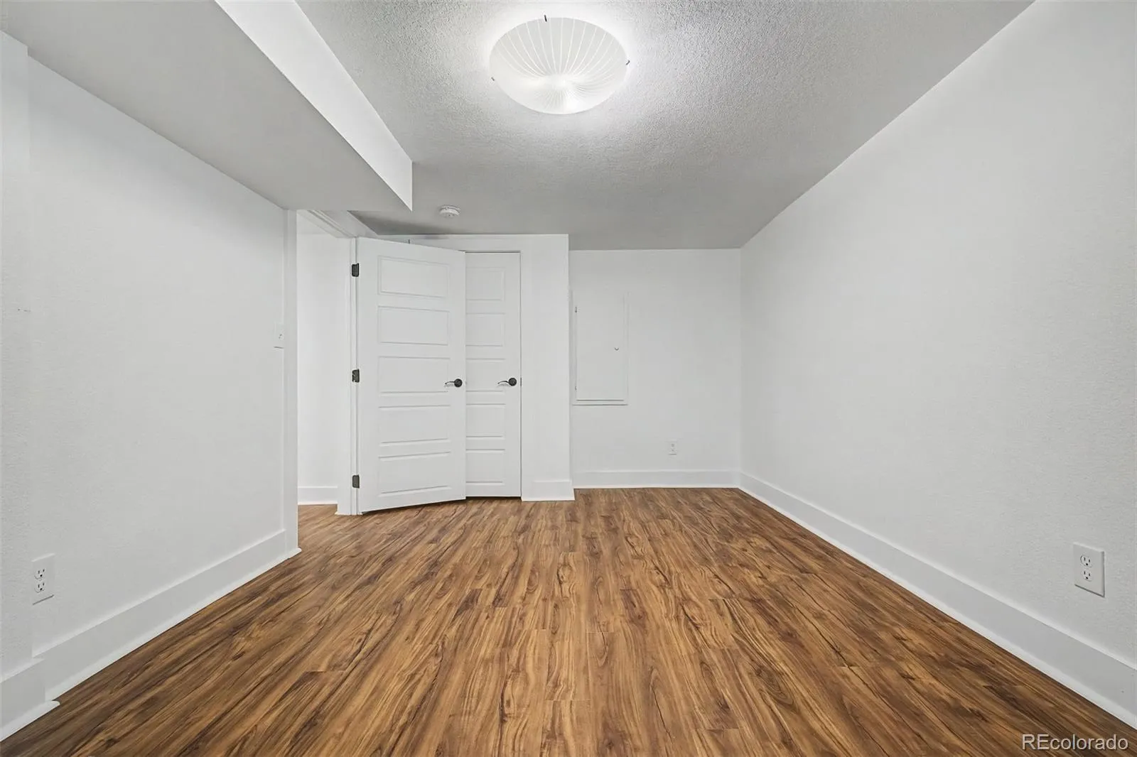 2600 N Vine Street Denver CO 80205 MLS #REC1512297 04252026175300 1600 30