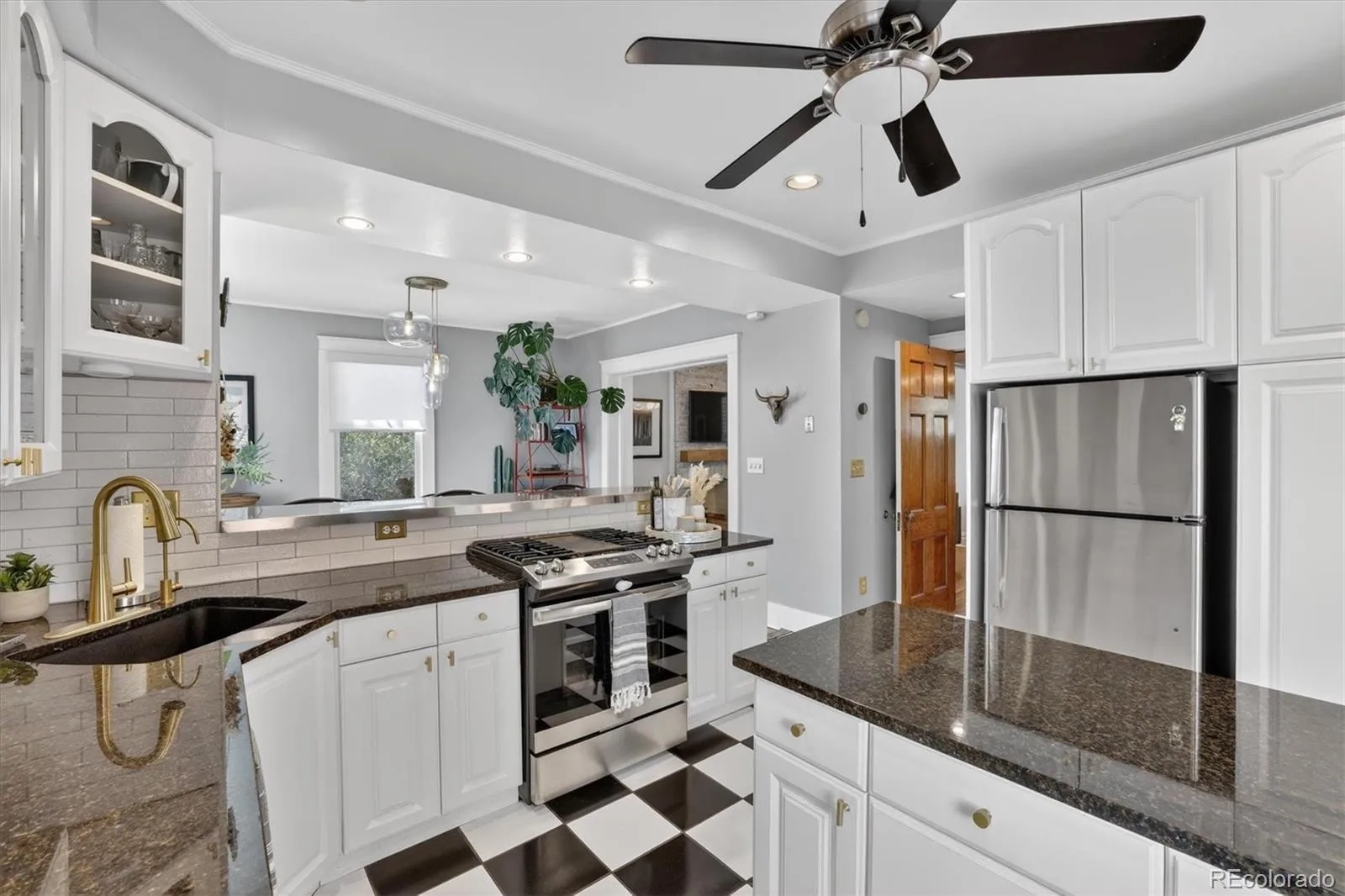 04102026194742 1600 14