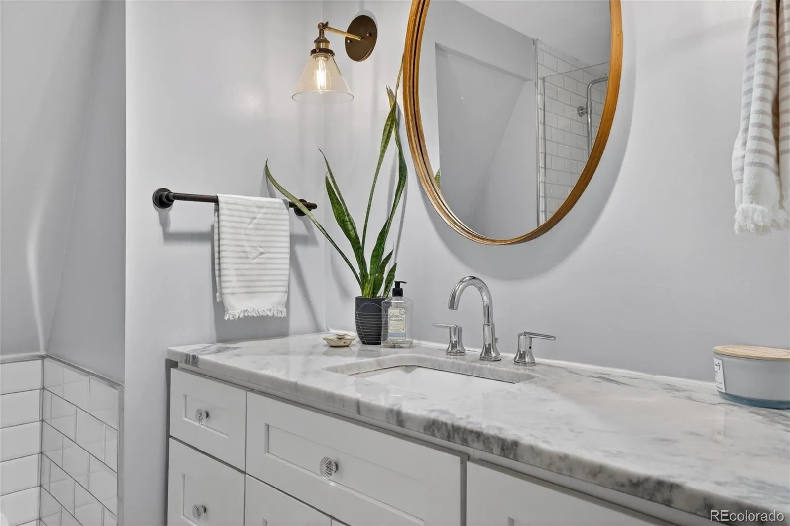 04102026194742 1600 20