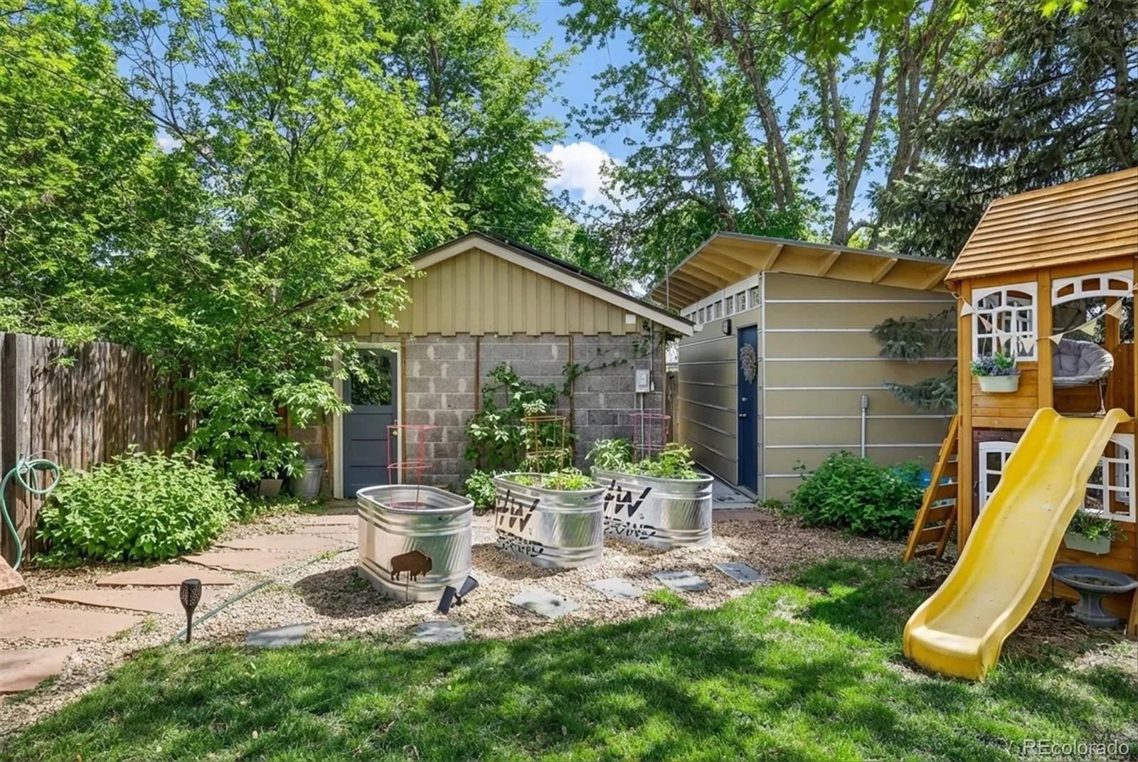 04102026194742 1600 30