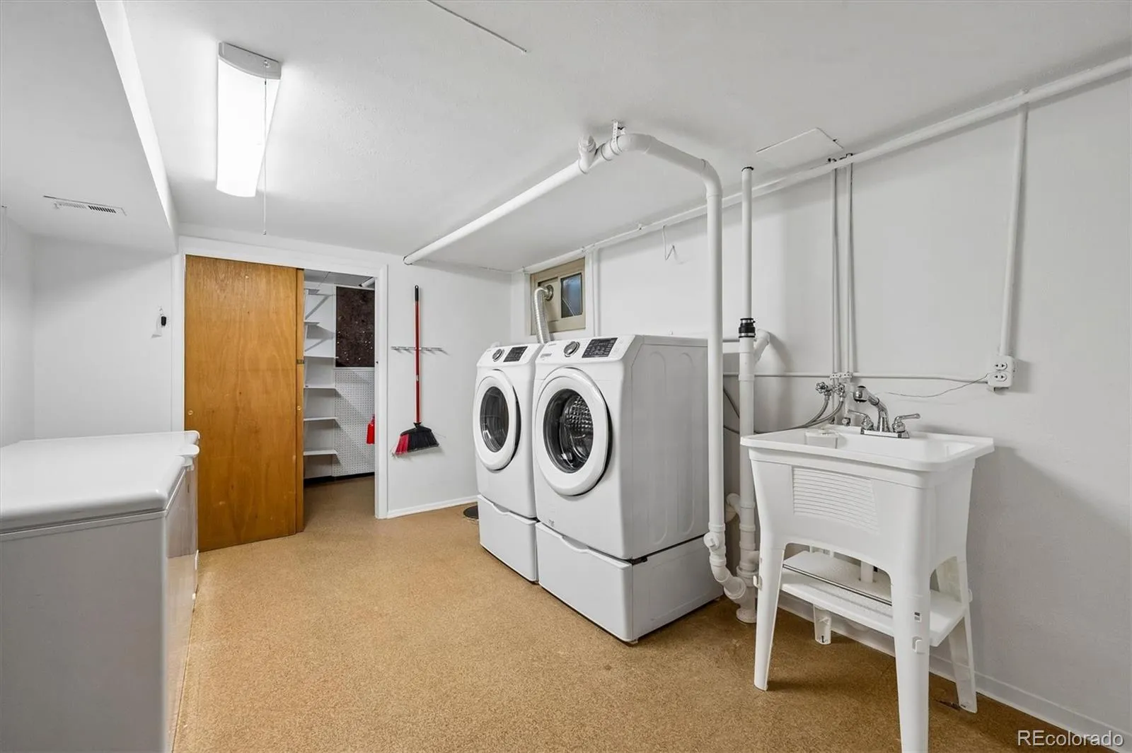 2712 S Vrain Street Denver CO 80236 MLS #REC1515580 05232026092853 1600 21