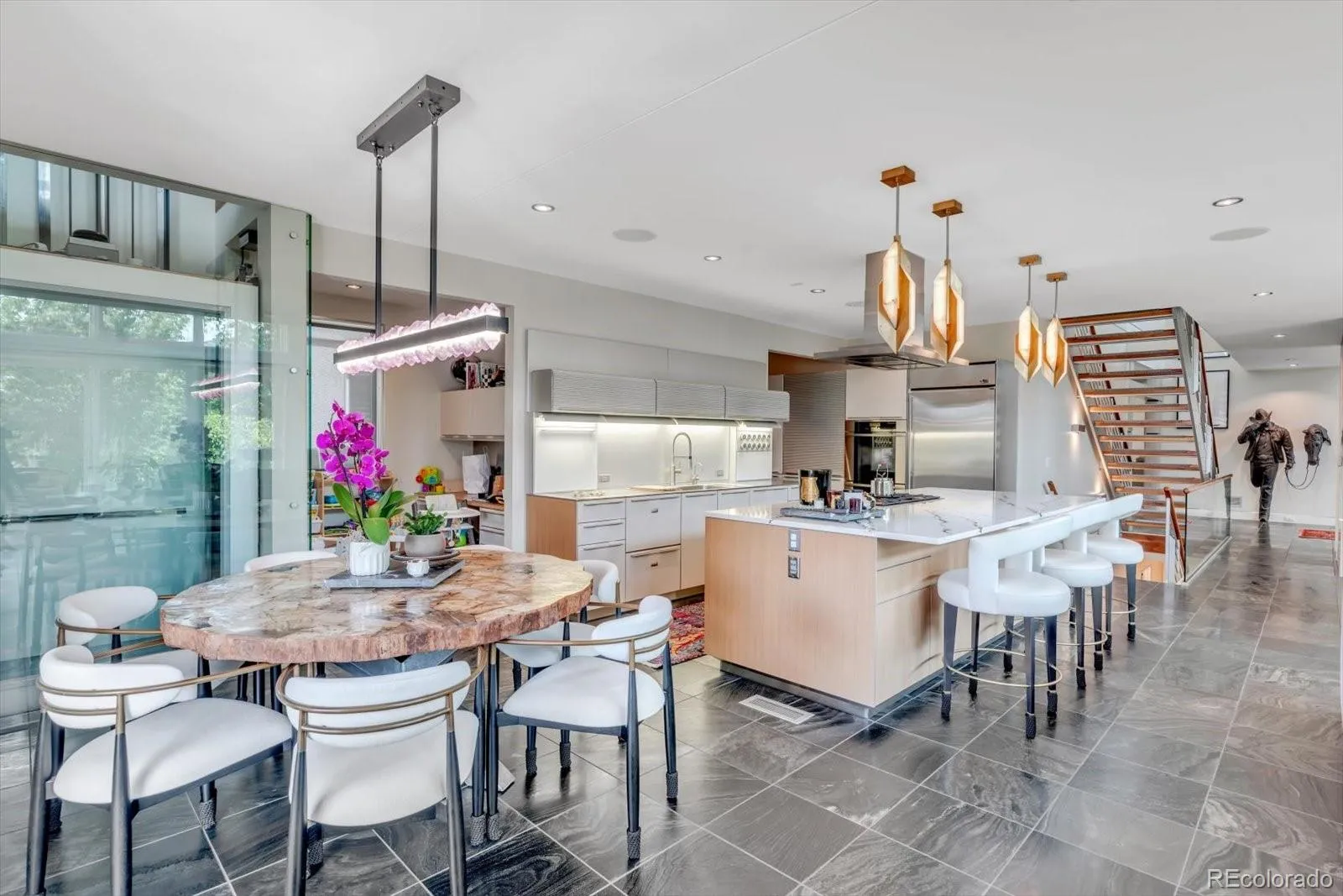 04132026180544 1600 11