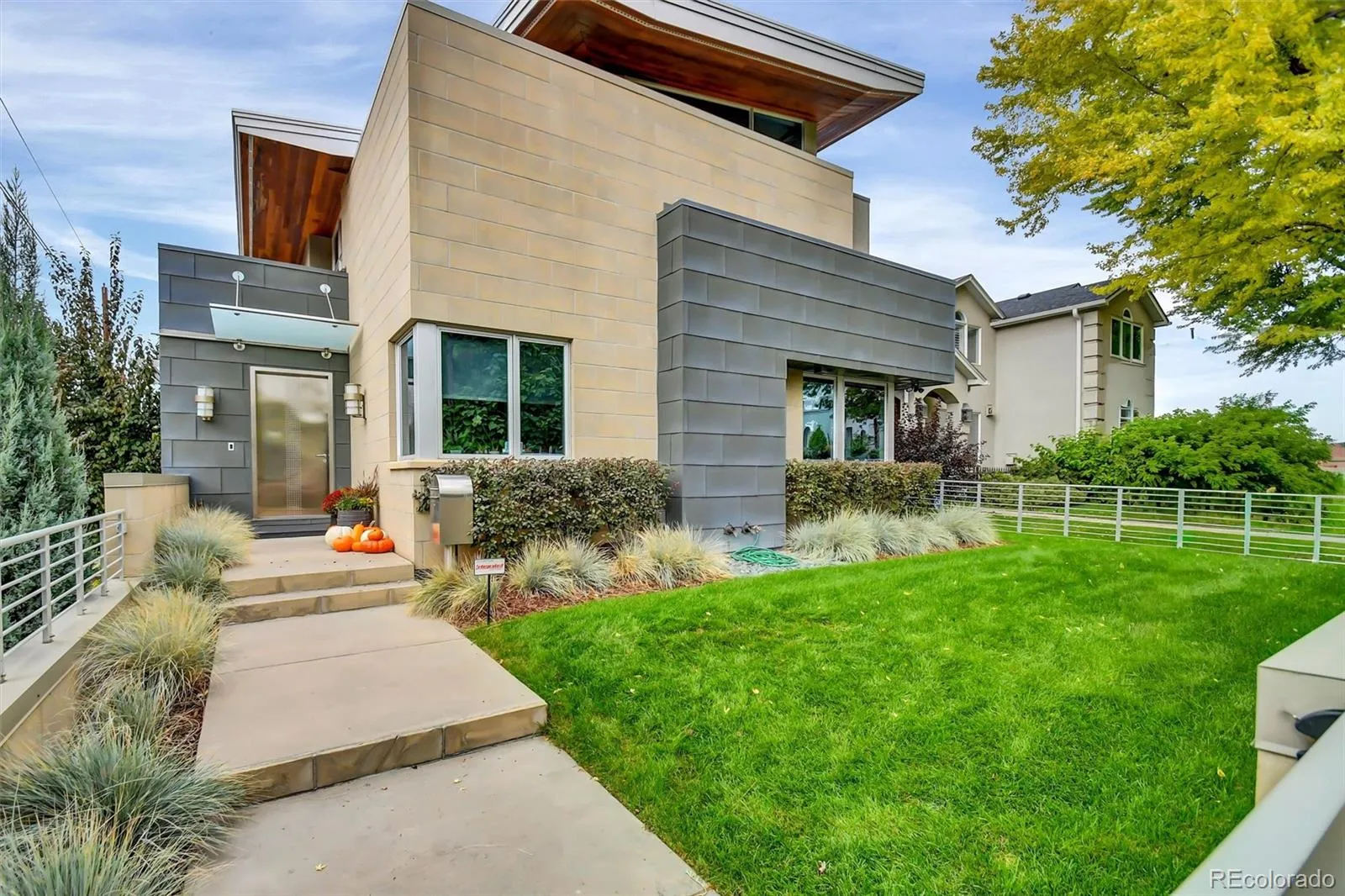 301 Monroe Street Denver CO 80206 MLS #REC1515919 05262026231702 1600 38