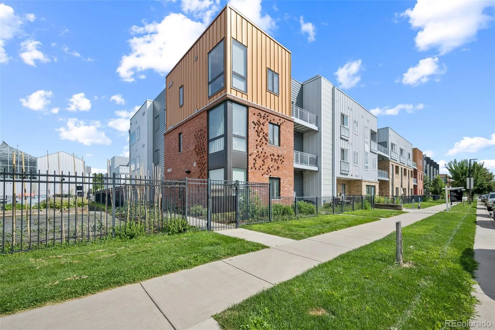 2525 Arapahoe Street #RD213 Denver CO 80205 MLS #REC1516449 06122026065055 1600 24