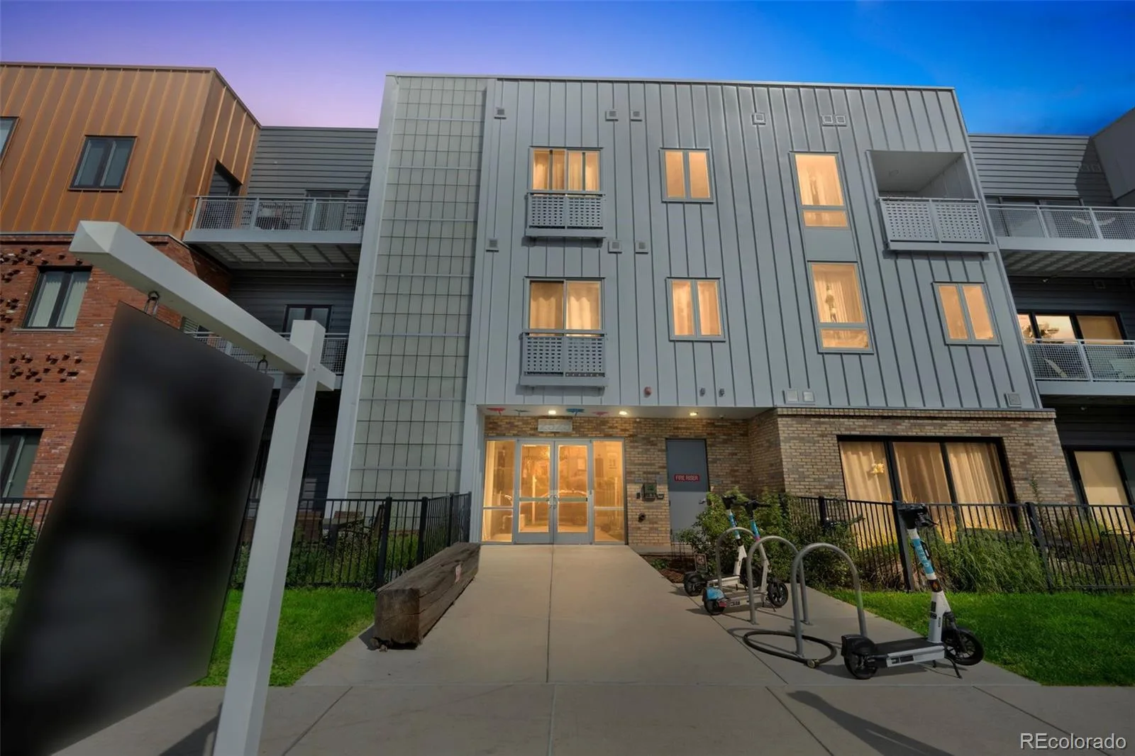 2525 Arapahoe Street #RD213 Denver CO 80205 MLS #REC1516449 06122026065055 1600 29