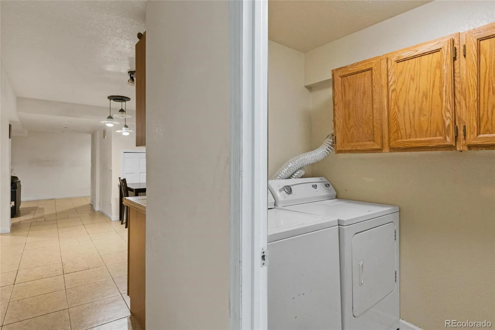 2342 S Troy Street Aurora CO 80014 MLS #REC1517963 06092026235141 1600 35