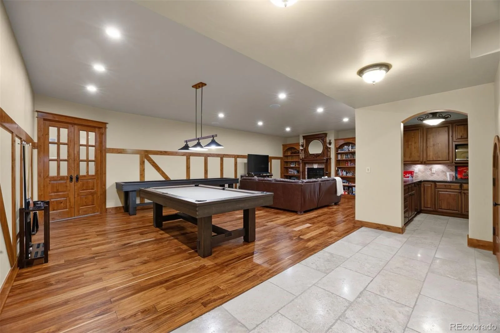 5700 Amber Ridge Drive Castle Pines CO 80108 | MLS #REC1517982 08282026163528 1600 22
