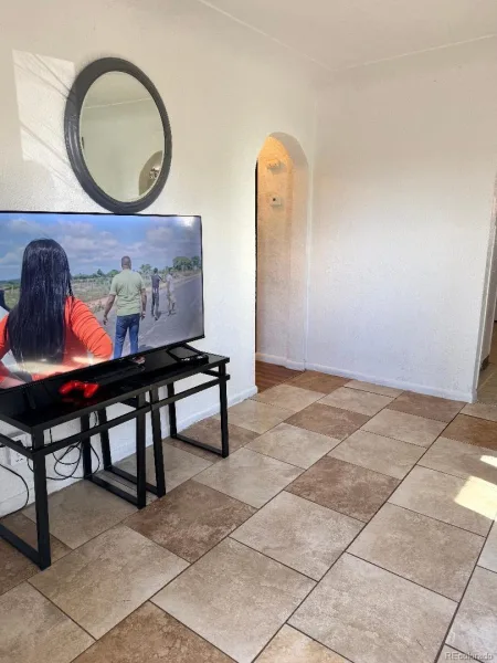 728 Emporia Street Aurora CO 80010 | MLS #REC1519634 07152026024214 800 11