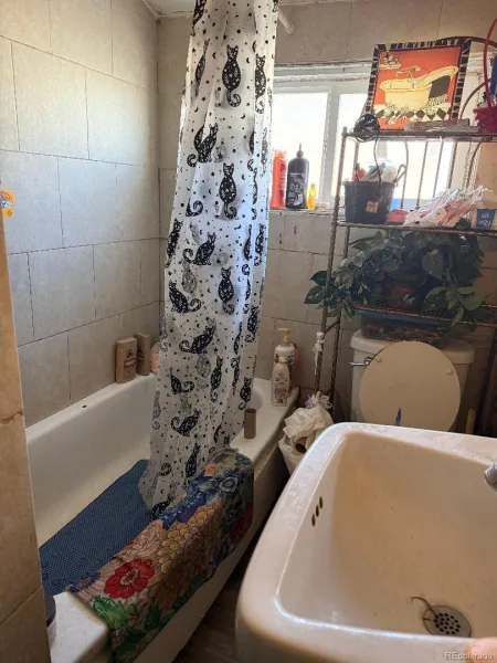 728 Emporia Street Aurora CO 80010 | MLS #REC1519634 07152026024214 800 32