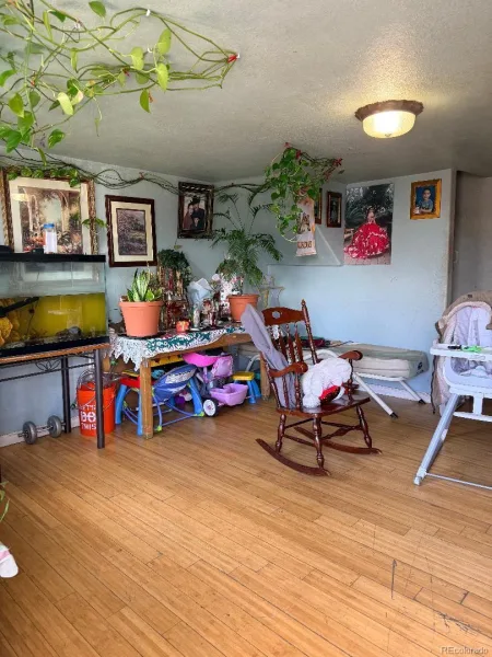 728 Emporia Street Aurora CO 80010 | MLS #REC1519634 07152026024214 800 42