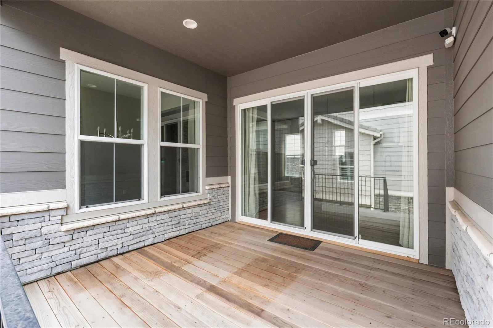929 Brocade Drive Highlands Ranch CO 80126 MLS #REC1521002 05092026024552 1600 21
