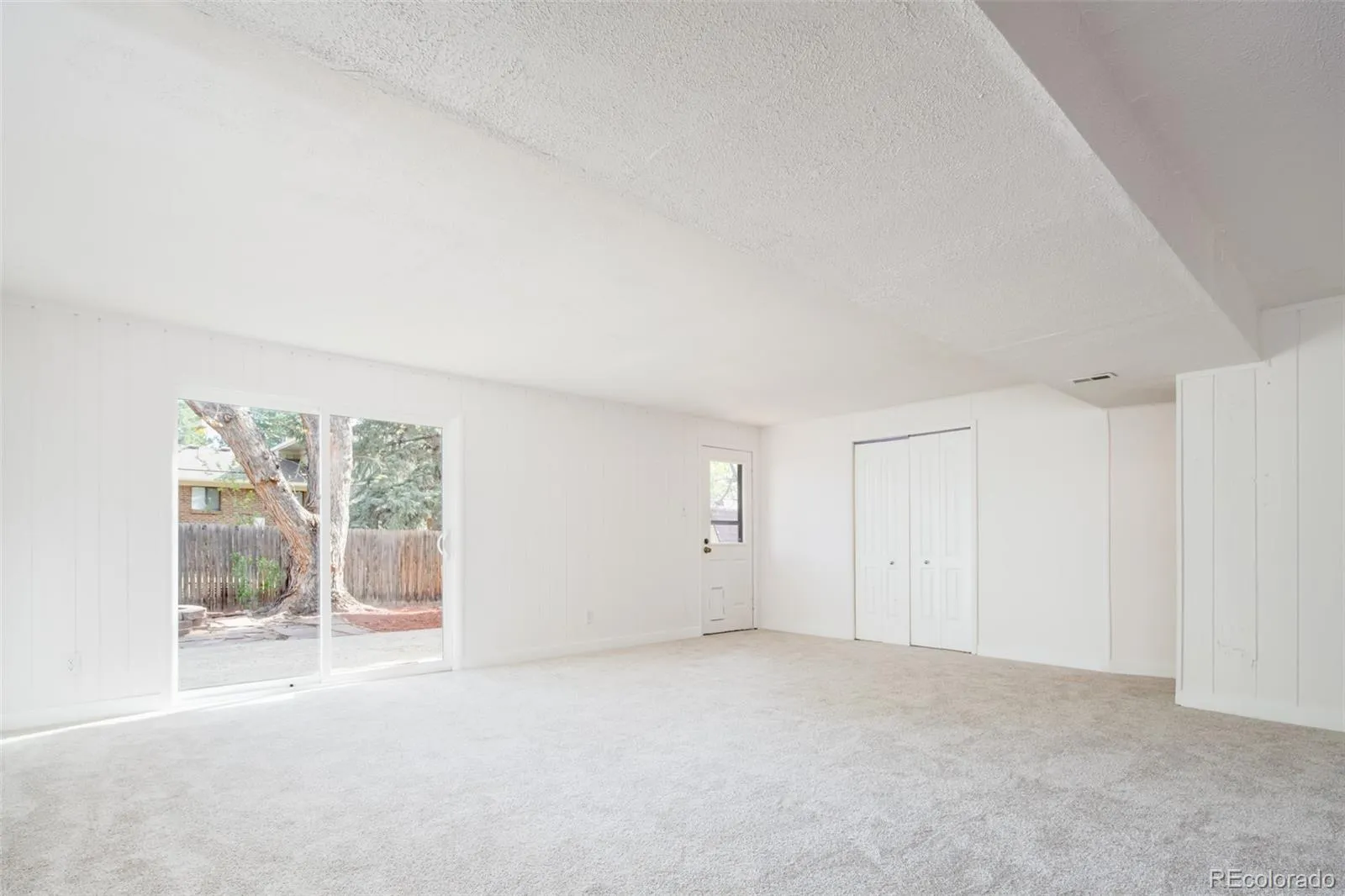 04112026032302 1600 21