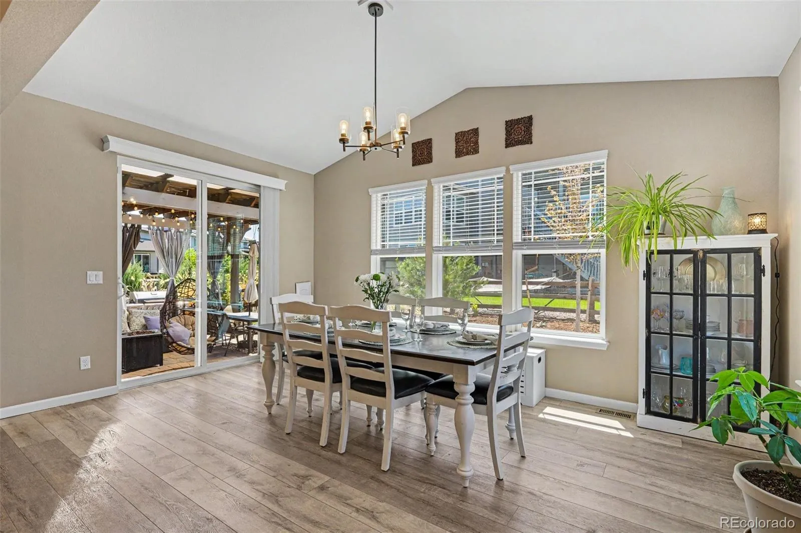 26712 E Hinsdale Place Aurora CO 80016 MLS #REC1524403 05102026142536 1600 5