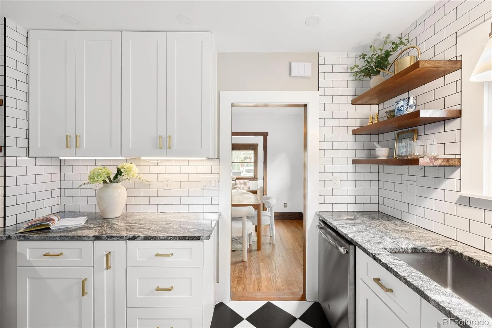 1455 S Emerson Street Denver CO 80210 | MLS #REC1527589 09242026101709 1600 9