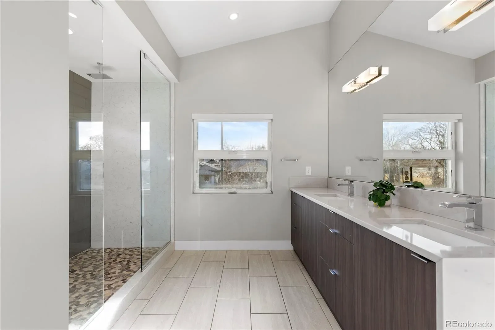 03202026042445 1600 25