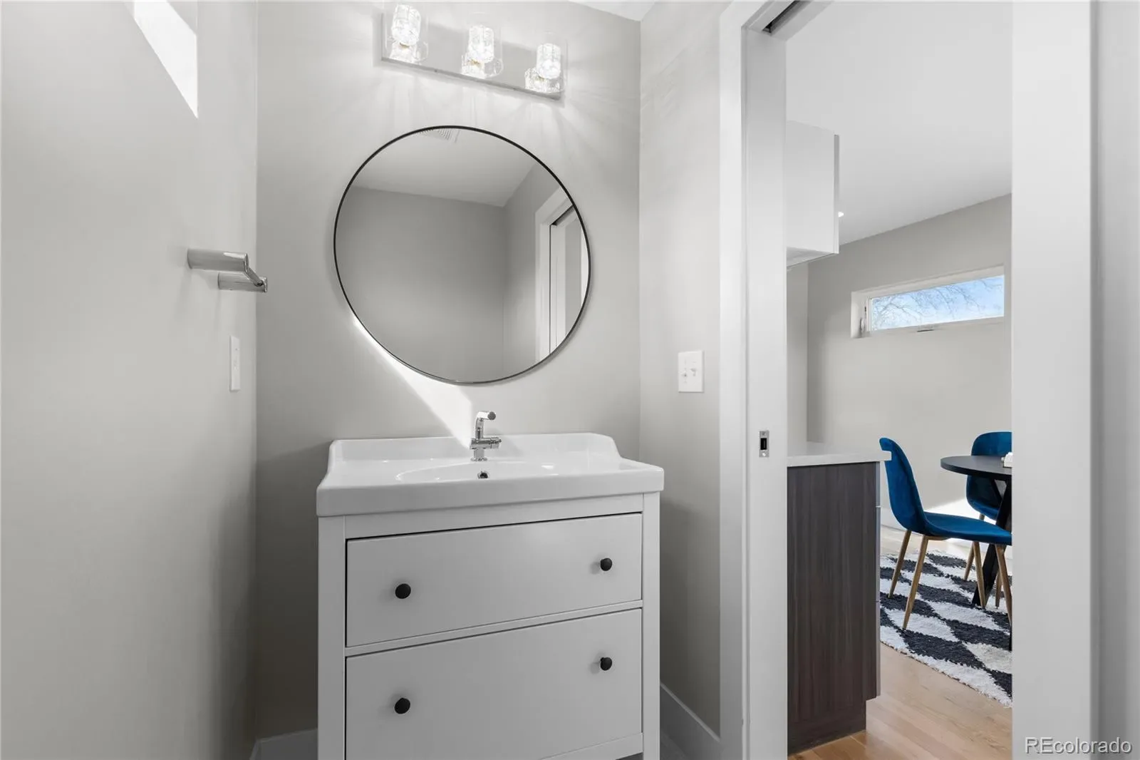 03202026042445 1600 32