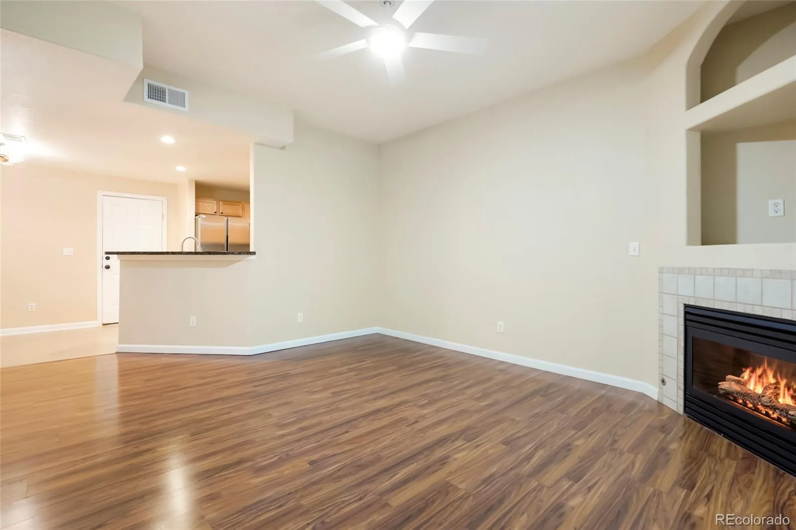 1039 S Walden Way #153 Aurora CO 80017 | MLS #REC1531170 09222026223750 1600 4