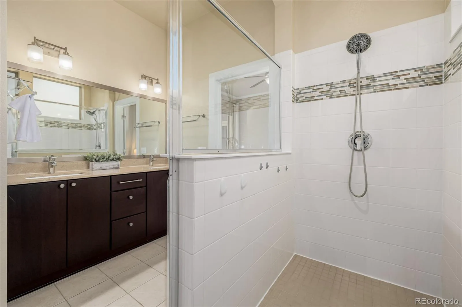 6737 Alan Drive Denver CO 80221 MLS #REC1531539 06172026162119 1600 14