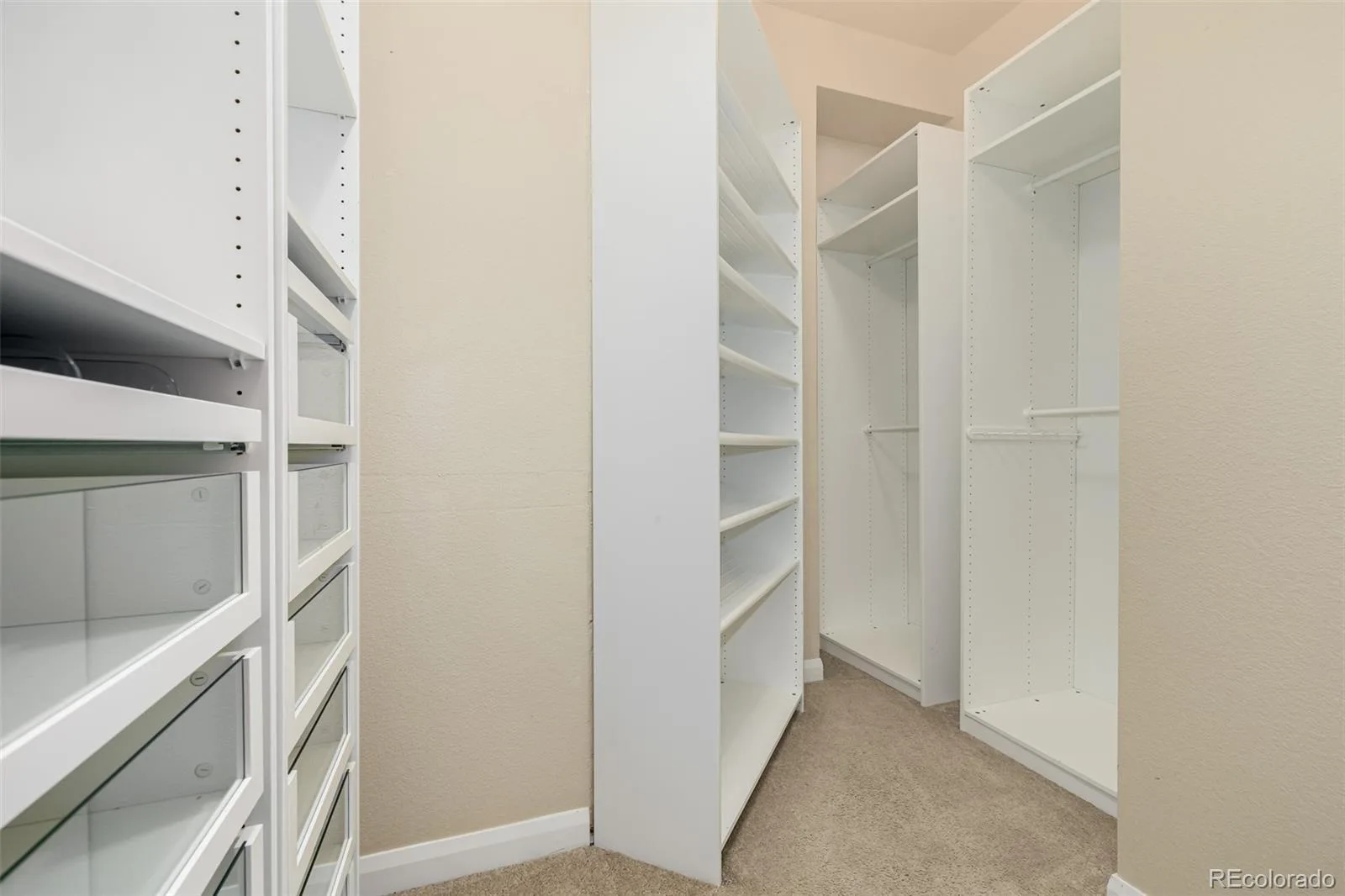 6737 Alan Drive Denver CO 80221 MLS #REC1531539 06172026162119 1600 15