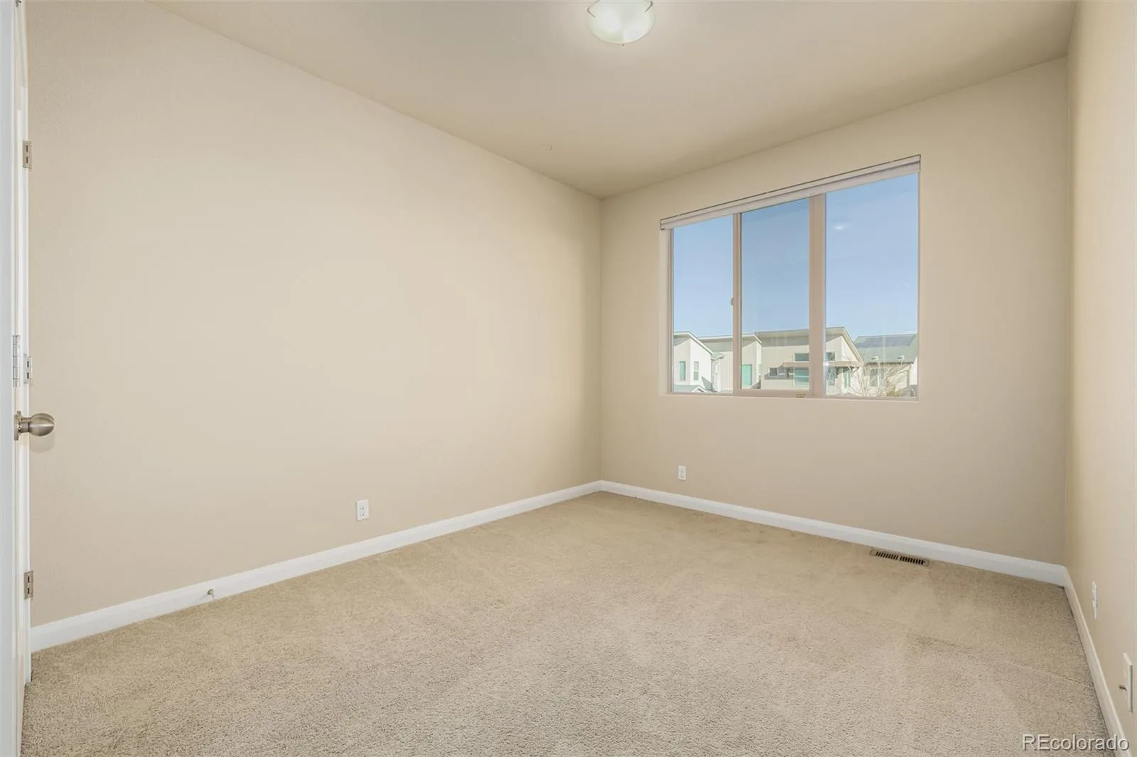 6737 Alan Drive Denver CO 80221 MLS #REC1531539 06172026162119 1600 22