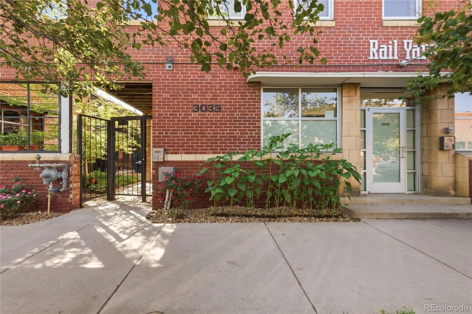 3033 Blake Street #112 Denver CO 80205 | MLS #REC1531995 08092026172521 1600 7