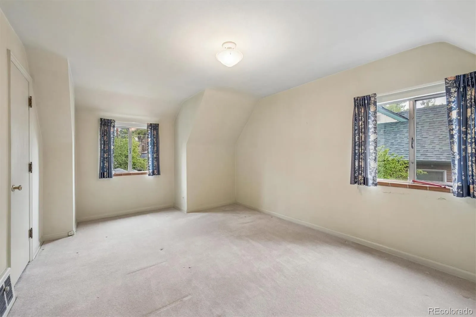 1260 Pontiac Street Denver CO 80220 MLS #REC1532314 05092026030811 1600 23