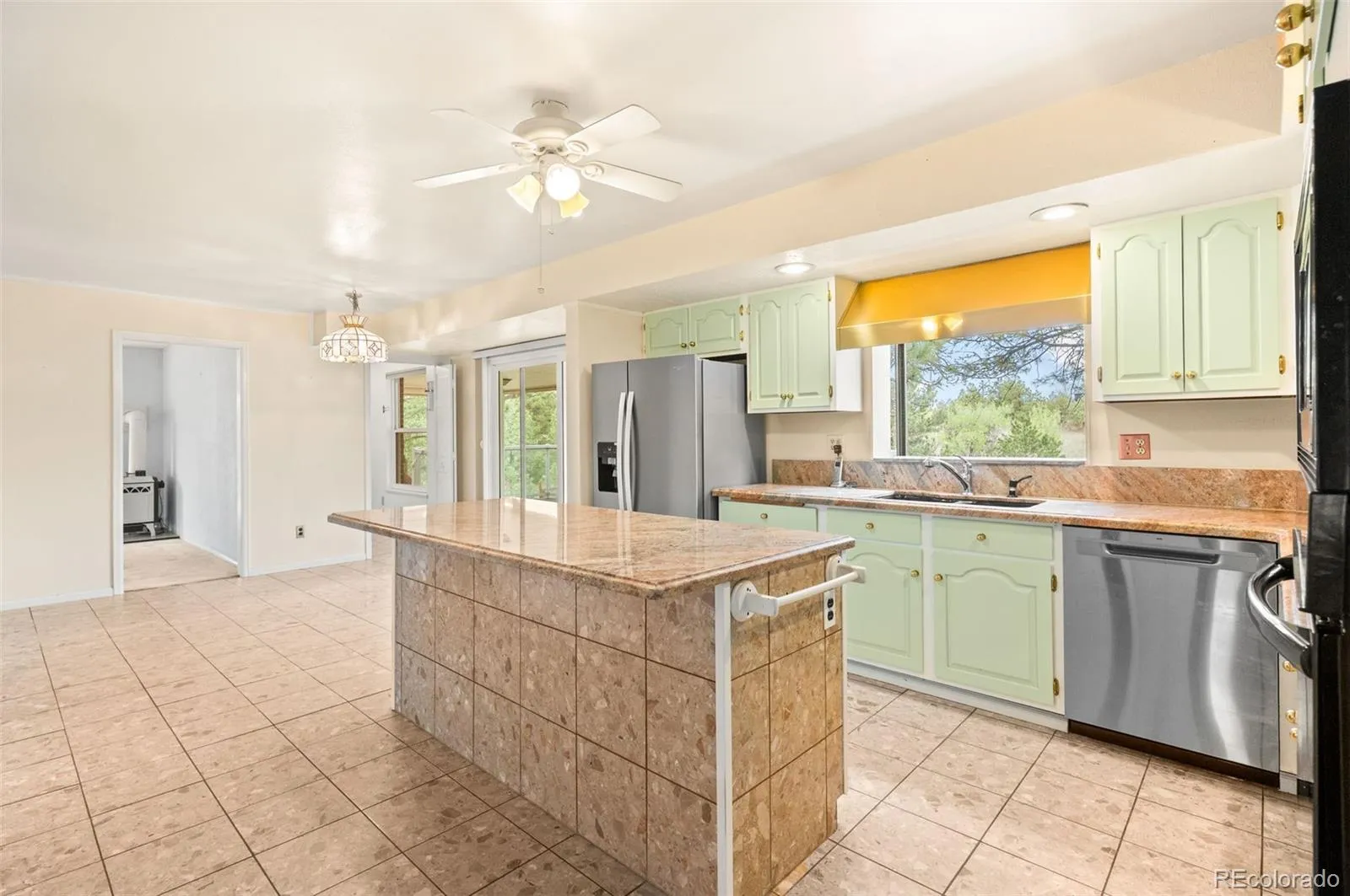 6601 S Trailway Circle Parker CO 80134 MLS #REC1534101 05232026091939 1600 13