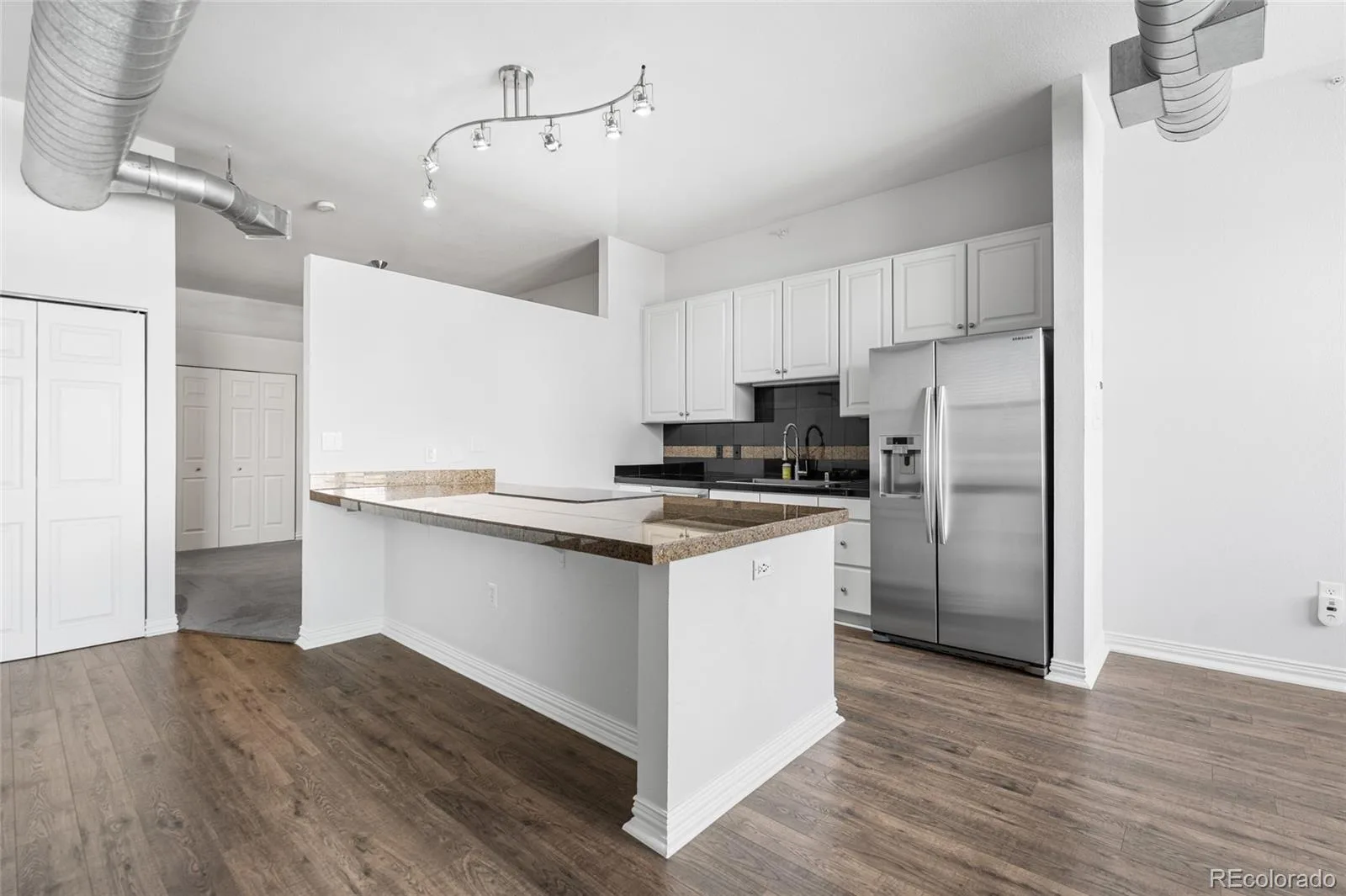 277 N Broadway #206 Denver CO 80203 | MLS #REC1538252 08172026175524 1600 10